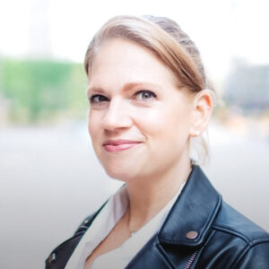 Psicóloga Kari Clewett – Testimonio de transformación con la Aceleradora de Marcas con Propósito